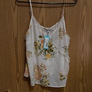 41 Hawthorn Floral Lace Cami in Cream and Yellow